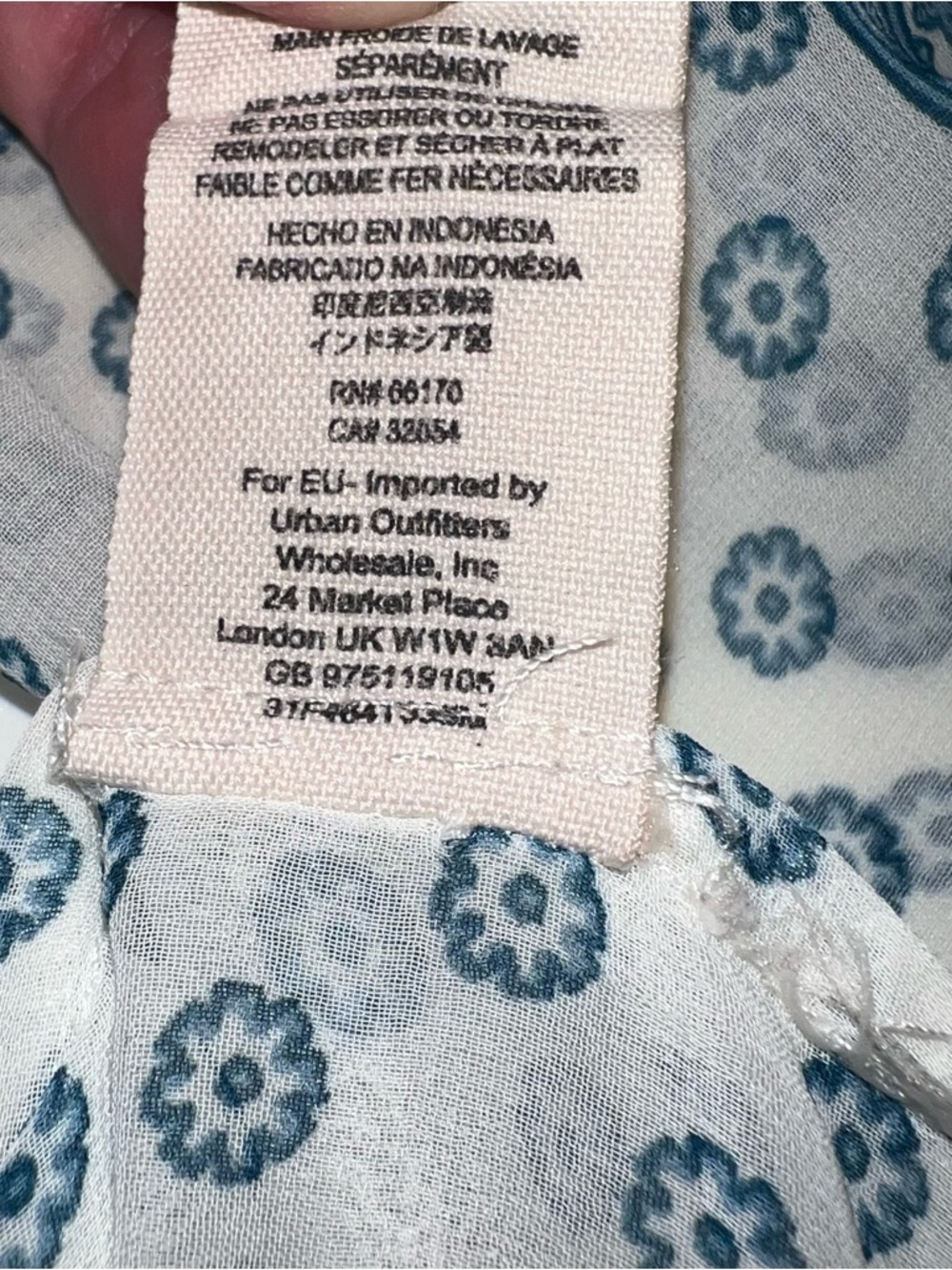 Free People Blue and White Printed Boho Sheer Long Sleeve Blouse Sz XS - Picture 10 of 14